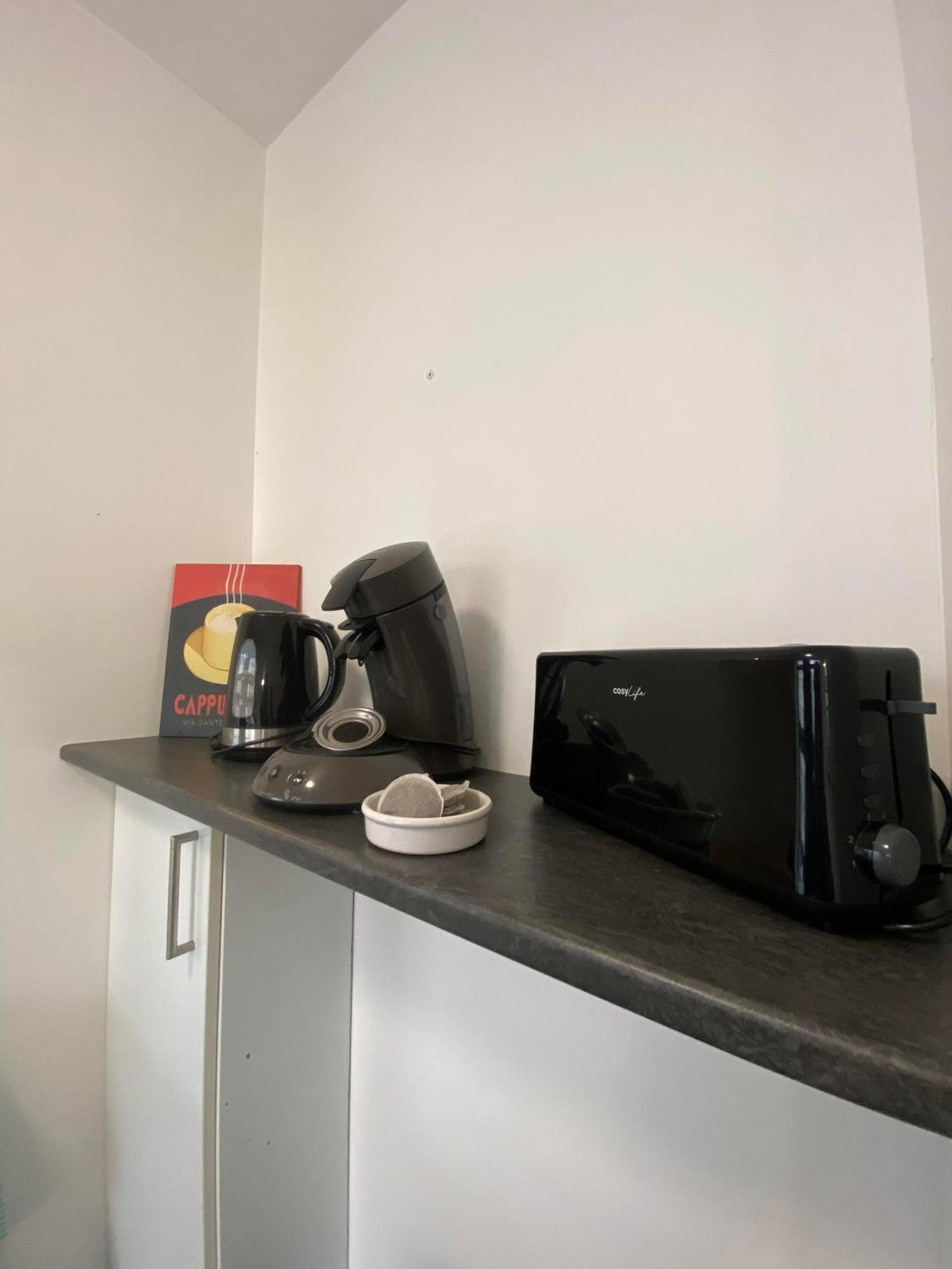 Le Carnot Appartement Avec 2 Chambres Separes Et Parking Privatif Et Securise Arras Kültér fotó
